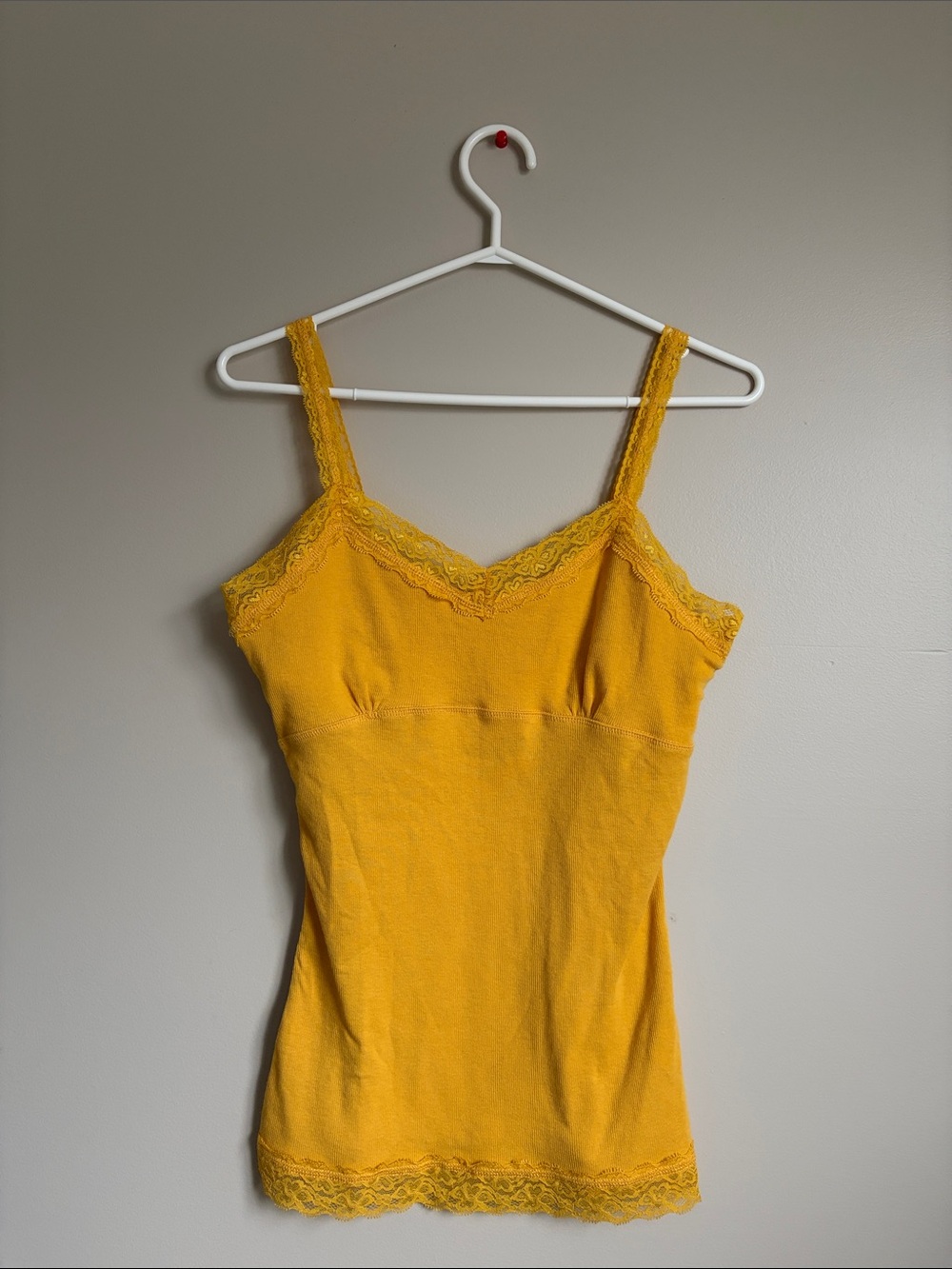 Y2K Urban Heritage Yellow Lace-Trim Tank